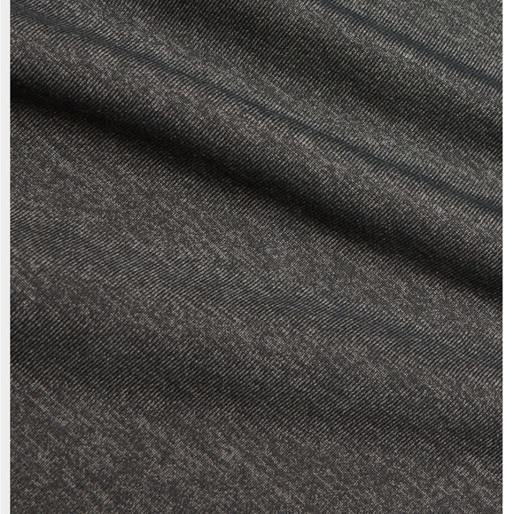 🖤Aritzia Contour Ravish Top🖤 - Picture 4 of 9